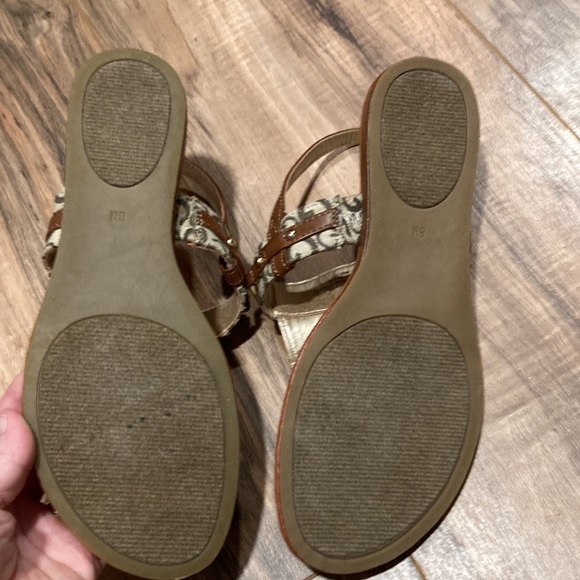 Gorgeous Los Angeles GBG guess sandals woman’s size 8 - Picture 8 of 12